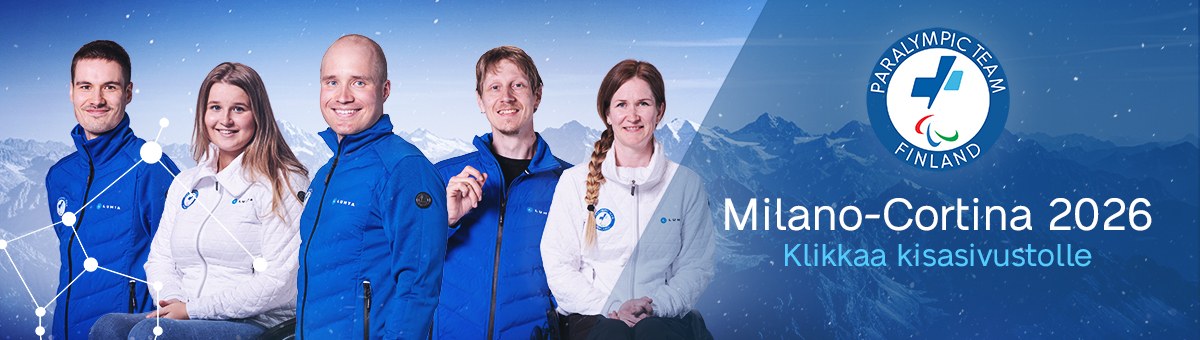Suomen joukkue Pohjoisen tähdet -visuilla koontikuvassa, klikkaa itsesi kisasivustolle.
